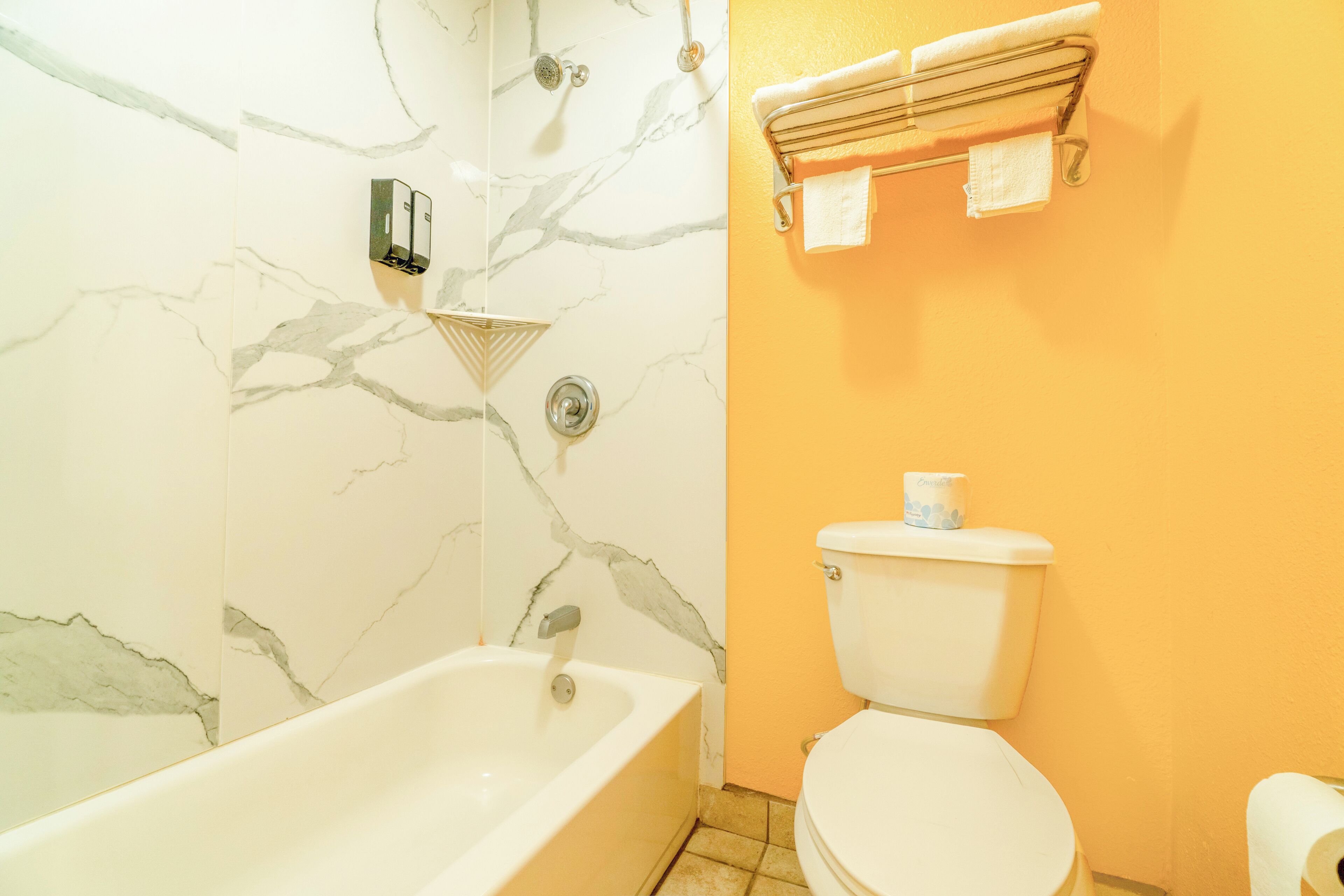 Foto - Crown Inn By OYO Denver Tx