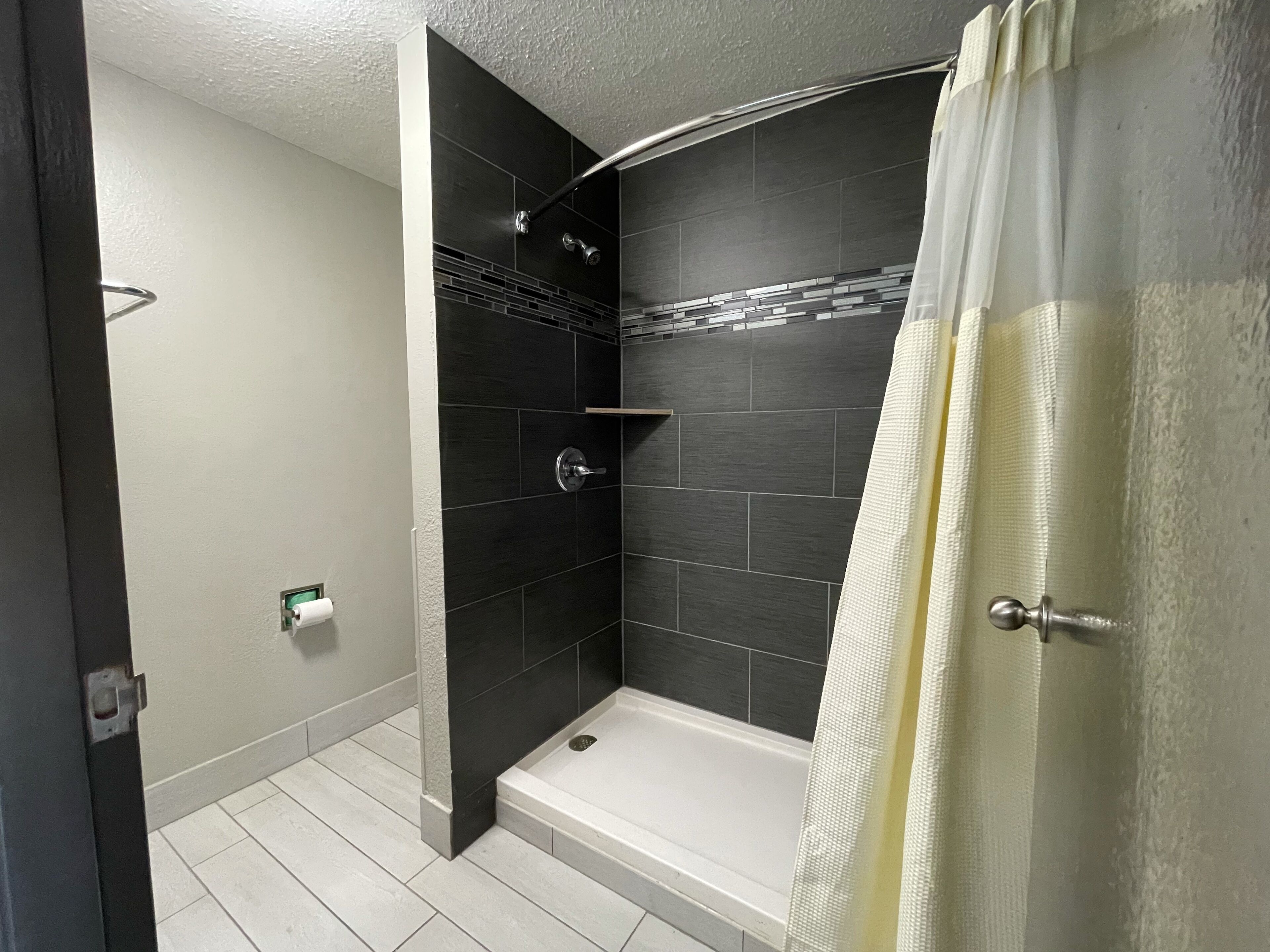 Free toiletries, towels