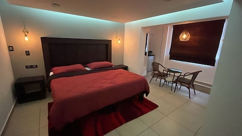 Hotel Flores