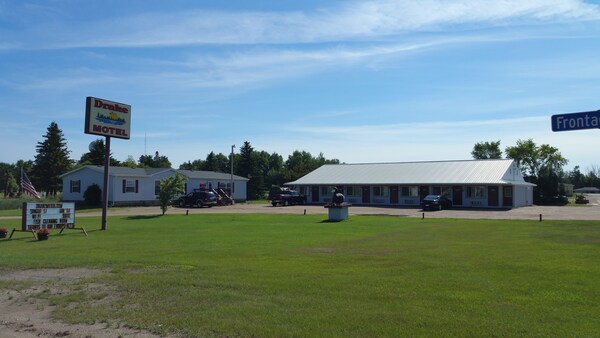 Drake Motel - Minnesota