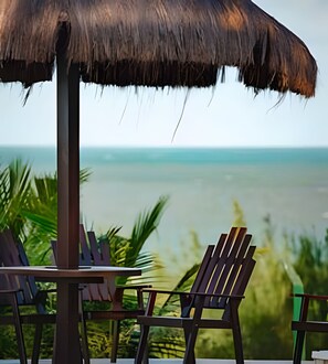 Outdoor dining - Condomínio Paraíso de Maracajaú IV (Maxaranguape)