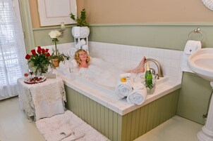 Quarto casal superior, suíte (Jardins) | Banheiro