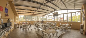 Euro Hostal - Hostel