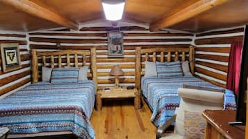 Southwest Cabin (Pet Friendly) | 客室ごとに異なる装飾、客室ごとに異なるインテリア、防音設備、WiFi (無料)