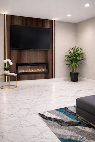 Lobby. Chaparral Motor Inn