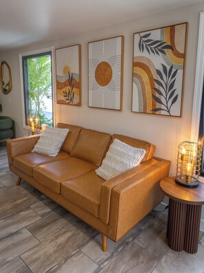 Lobby - The Alcala Hotel Mission Valley/Seaworld (San Diego)