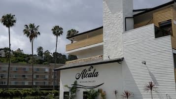 Façana frontal de l'allotjament