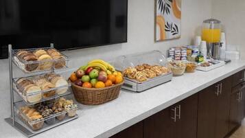 Petit déjeuner continental compris tous les jours