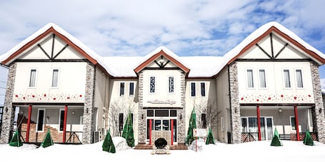 Exterior. Petit Hotel Blaneneige