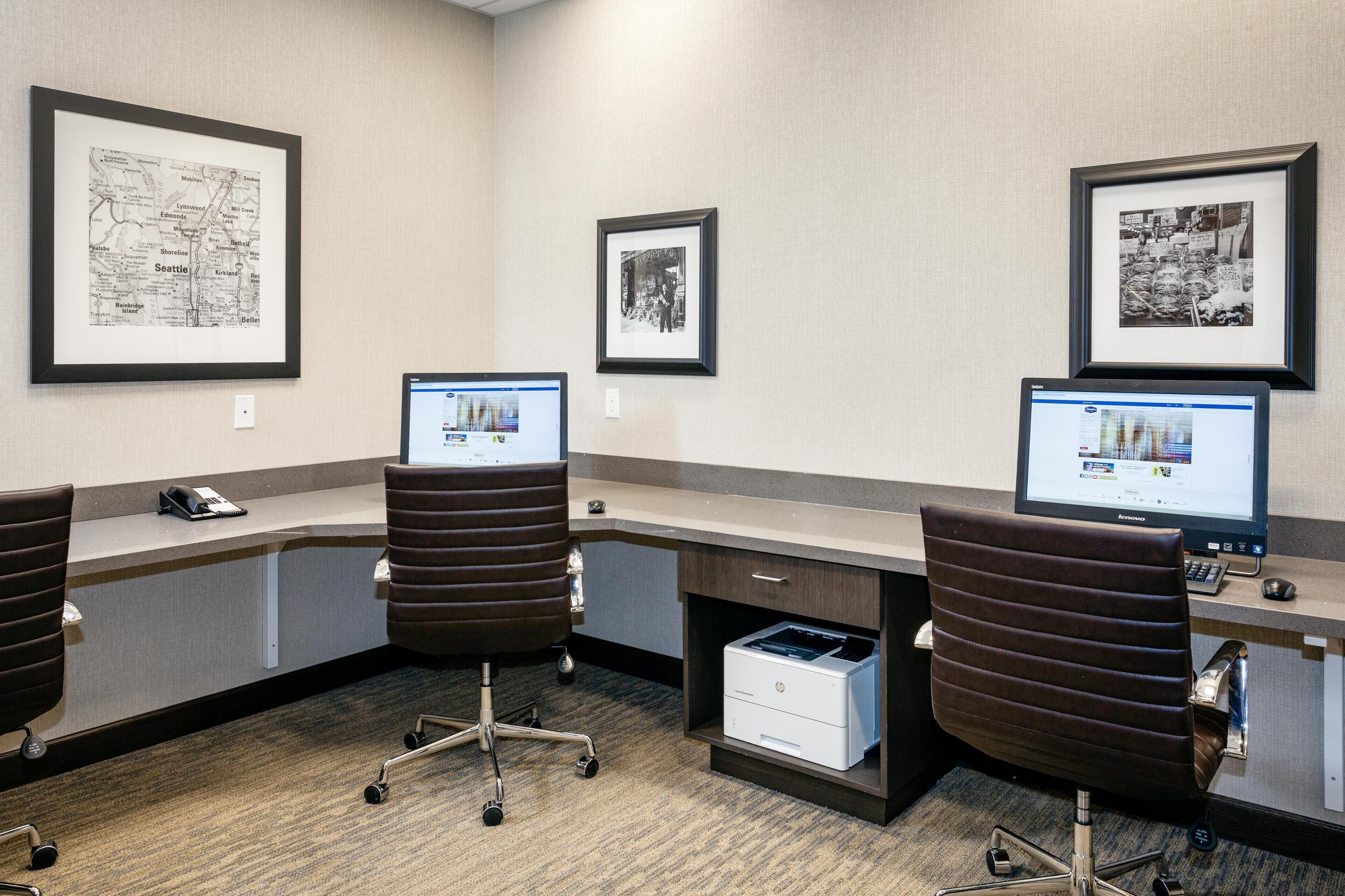 Photo - Hampton Inn & Suites by Hilton Seattle/Northgate