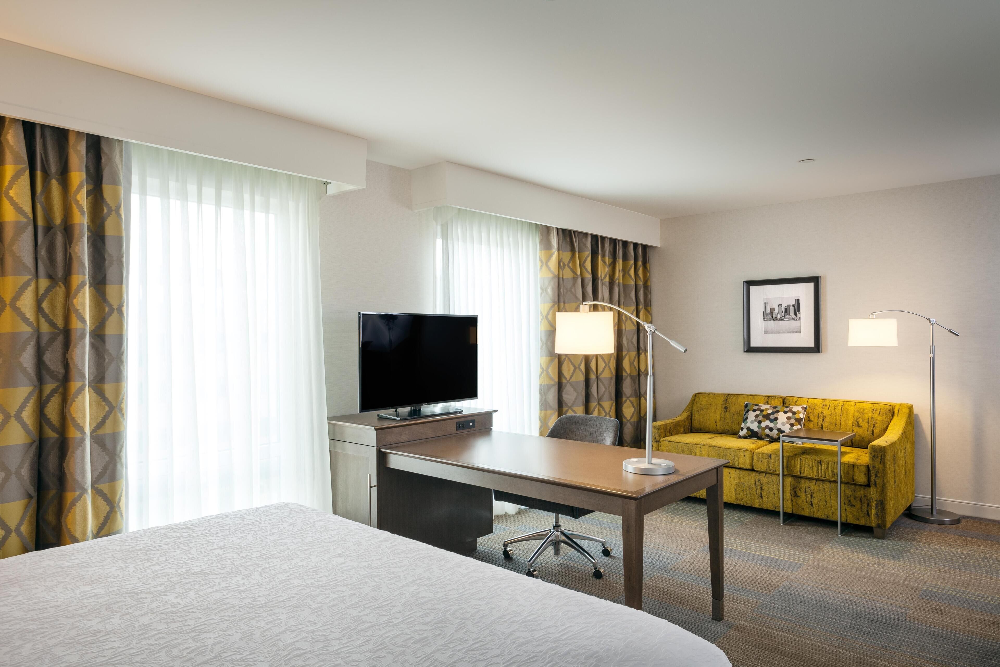 In-room safe, desk, laptop workspace, iron/ironing board