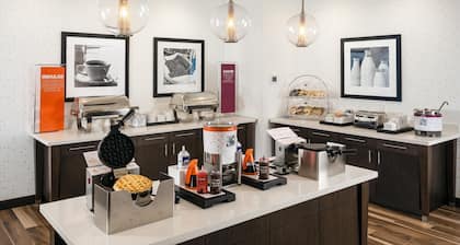 Hampton Inn & Suites by Hilton Seattle/Northgate