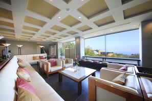 Sala de estar en el lobby