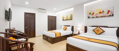 Tomannsrom – superior | Allergitestet sengetøy, minibar, individuelt innredet og skrivebord