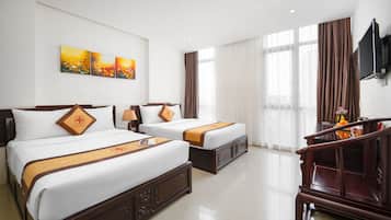 Ropa de cama hipoalergénica, minibar, muebles diferentes y escritorio