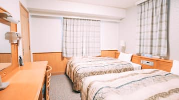 Kamar Twin Standar, Bebas Asap Rokok | Tirai kedap cahaya, setrika/meja setrika, Wi-Fi gratis, dan seprai linen