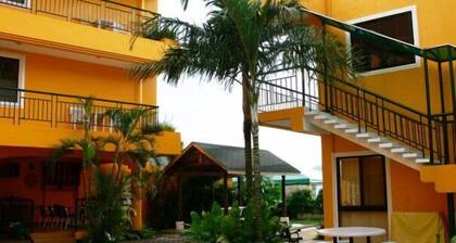 Marvin's Seaside Inn