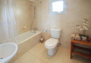 Villa, 2 Bedrooms, Private Pool | Bathroom | Separate tub and shower, hair dryer, towels - Protaras Villa Kos 19 (Paralimni)