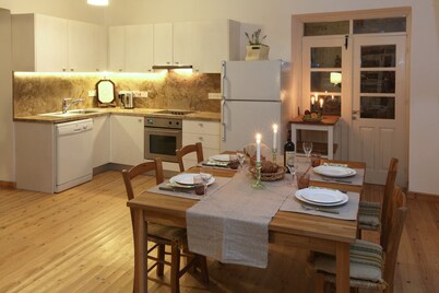 Kalopanayiotis Cottage