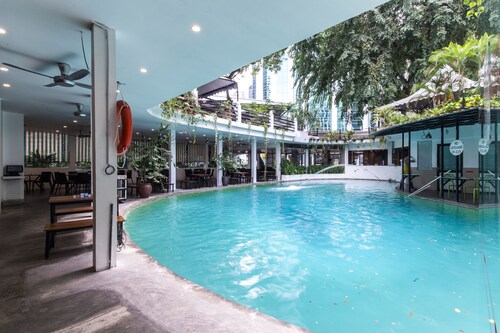 Lodge Paradize Hotel