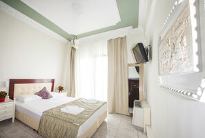 Twin Room | Iron/ironing board, rollaway beds, free WiFi - Hotel Zografos (Katerini)