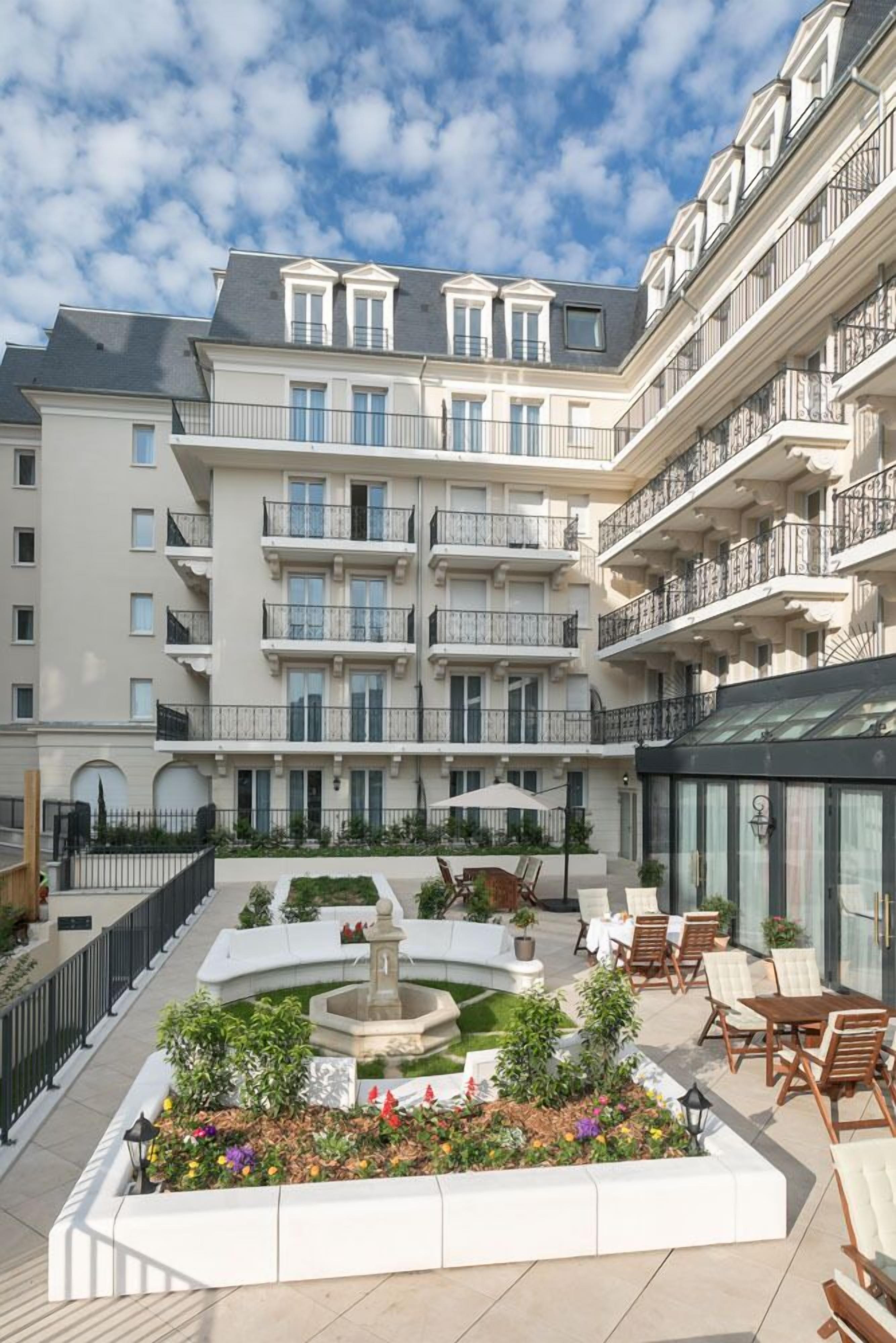 Serveert lunch, Franse gerechten