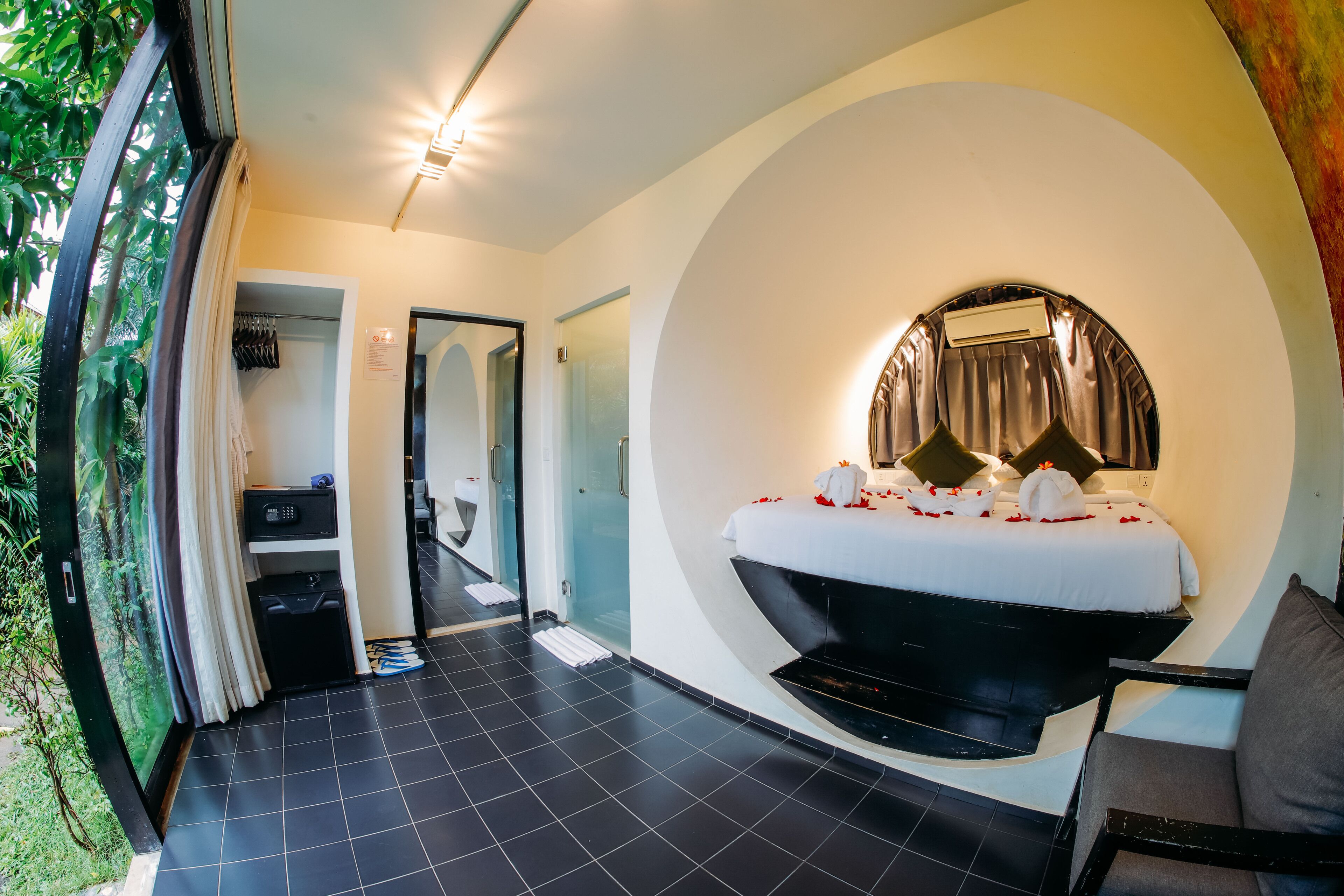 family room, 2 bedrooms, pool view | 1 bedroom, minibar, desk, free wifi