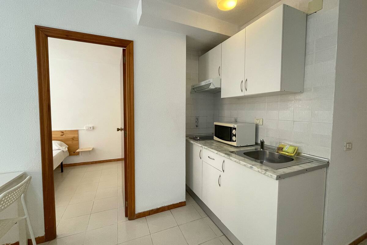 Apartment, 1 Schlafzimmer, eingeschränkter Meerblick (6 pax) | Eigene Kochnische | Kühlschrank, Mikrowelle, Herdplatte, Kochgeschirr/Geschirr/Besteck