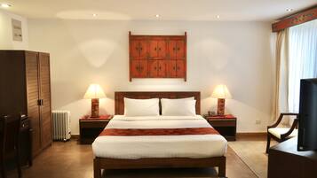 Premium-Zimmer, Stadtblick | Hochwertige Bettwaren, Minibar, Zimmersafe, Schreibtisch