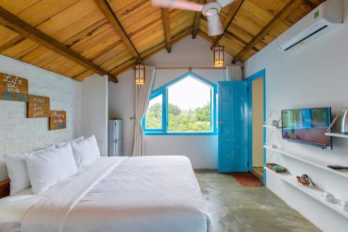 Basic Double Room | Down comforters, memory foam beds, minibar, in-room safe