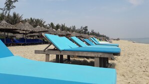 Boating - Life Beach Villa (Da Nang)