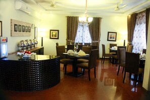 Buffet - Hotel One 7th Avenue (Islamabad)