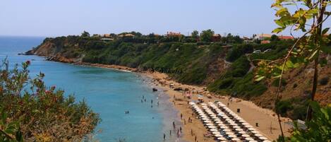 Una playa cerca, traslado desde/hacia la playa, snorkel