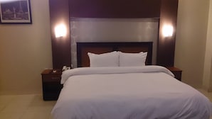 Unclassified image, 4 of 8, button - Hotel One Gujrat (Gujrat)