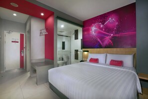 In-room safe, desk, iron/ironing board, free WiFi