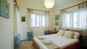 Villa, 4 Bedrooms - Protaras Villa Skyros (Paralimni)