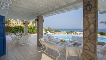 Huvila, 4 makuuhuonetta | Terassi/patio