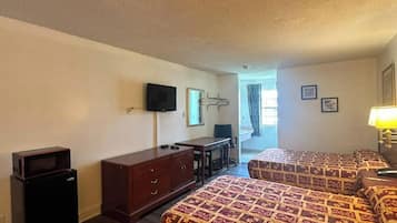 Habitación, 2 camas matrimoniales, para no fumadores | Wifi gratis y ropa de cama