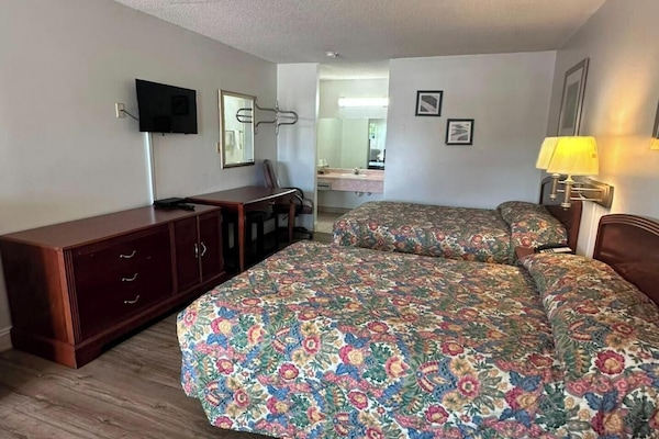Room, 2 Double Beds, Smoking | WiFi (free), bed sheets