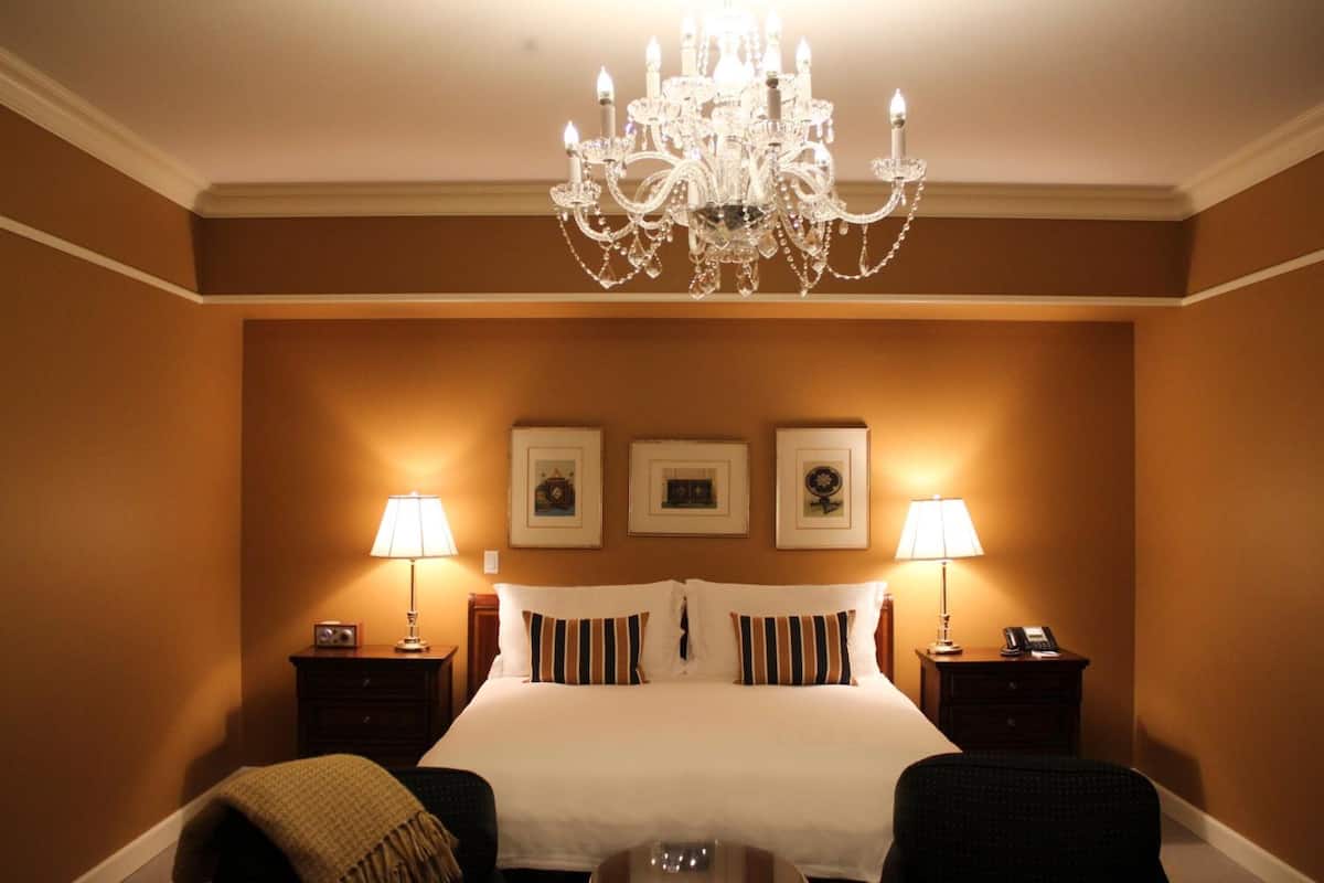 premium bedding, down duvets, pillow-top beds, in-room safe