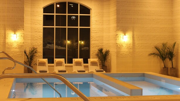 Bain à remous intérieur