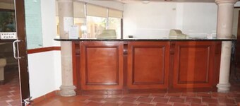 Hotel Maria Luisa Inn & Suites