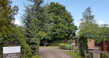 Roade House Hotel