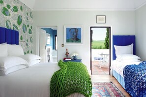 3 bedrooms, premium bedding, pillow-top beds, minibar