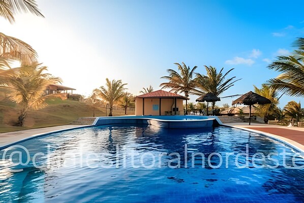 Chalet | Uima-allas | Ulkouima-allas