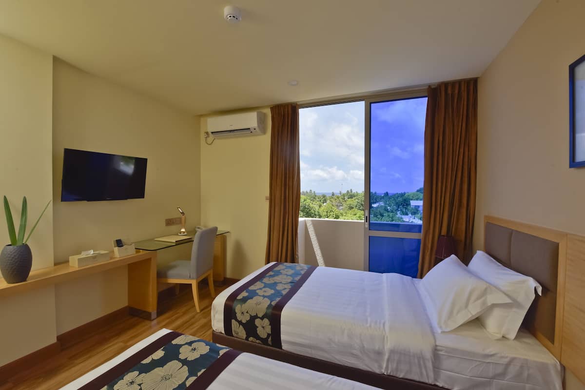Phòng Deluxe | 1 phòng ngủ, minibar, két bảo mật tại phòng, bàn
