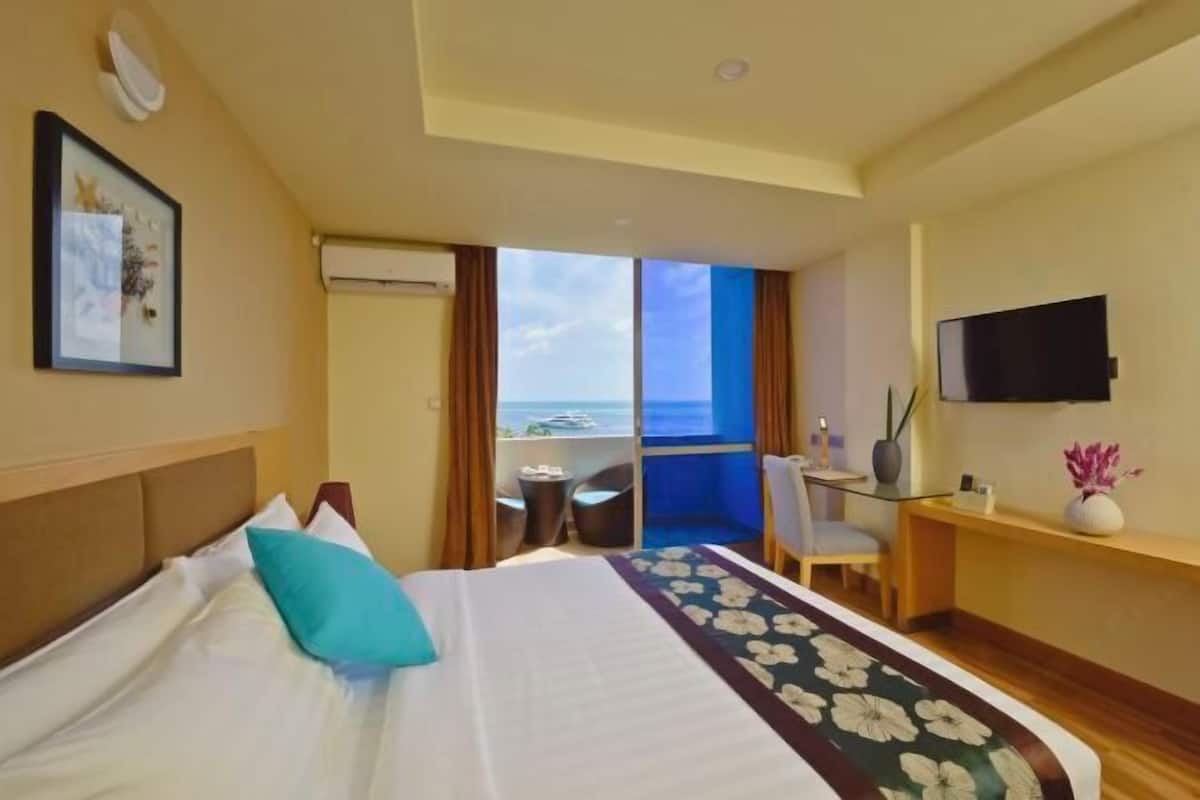 1 phòng ngủ, minibar, két bảo mật tại phòng, bàn