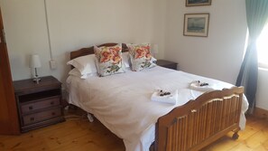 Comfort House, 4 Bedrooms (Strath Breede House) - Strath Breede House and Cottage (Wolseley)