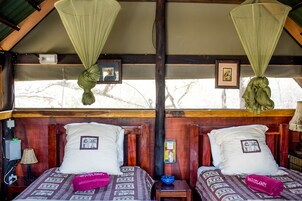 Standard Room, 1 Bedroom, Non Smoking, River View (The Deck) | In-room safe, blackout drapes, free WiFi, bed sheets