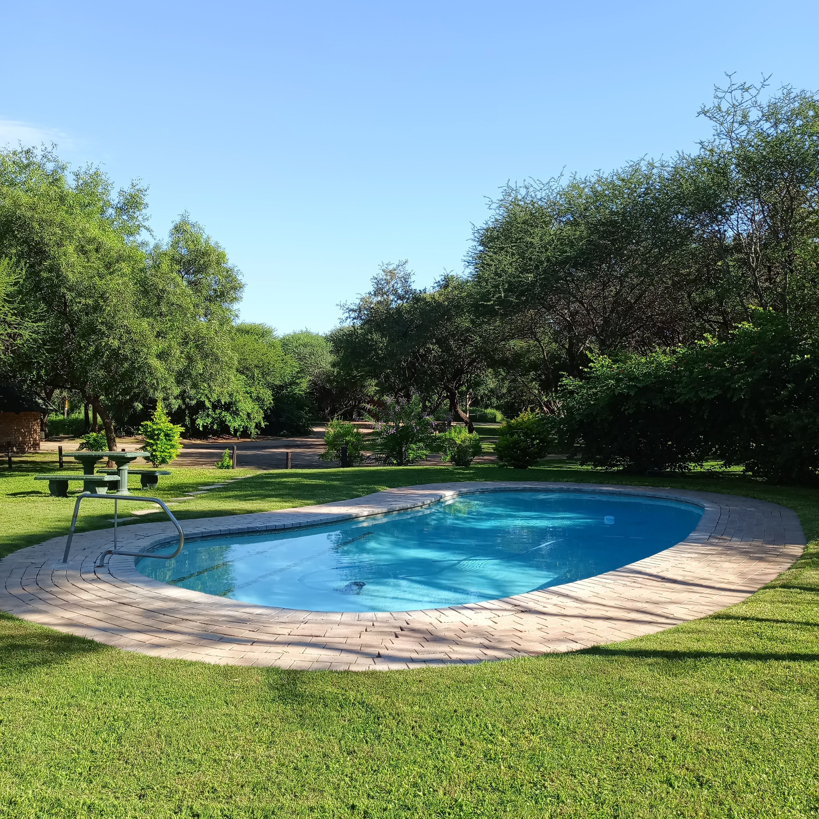 Sesongbasert utendørsbasseng